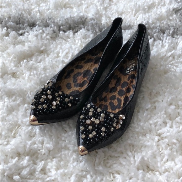 Flat shoes with stones and studs - Picture 3 of 7